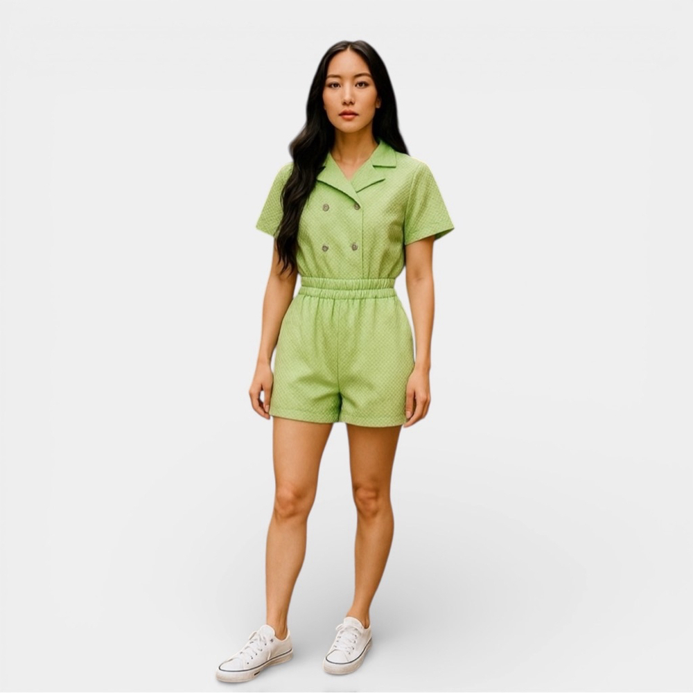Top and Shorts Set Women Size Medium Green Short Sleeves Cropped High Waisted